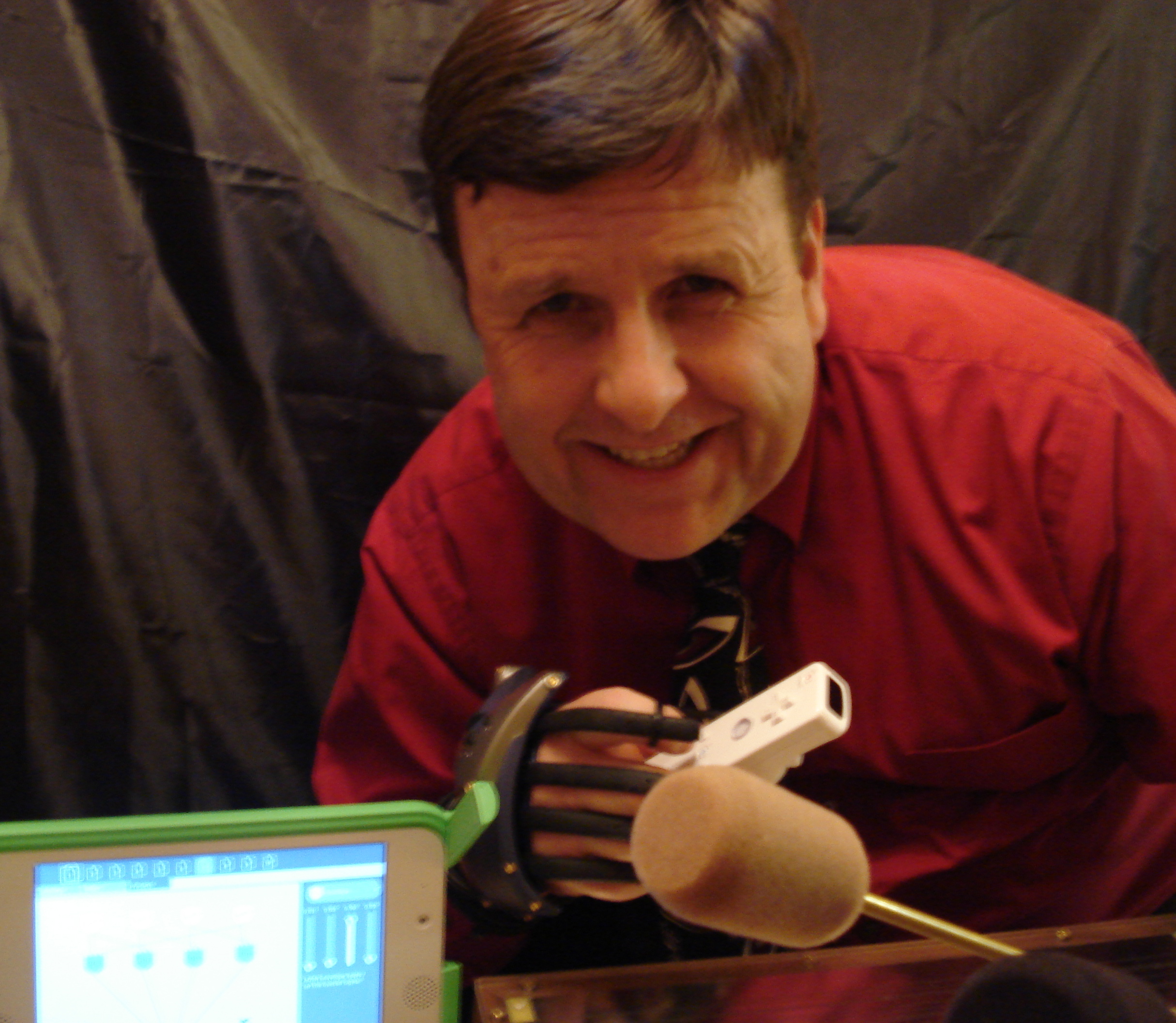 PowerGlove wiiMote OLPC Baton